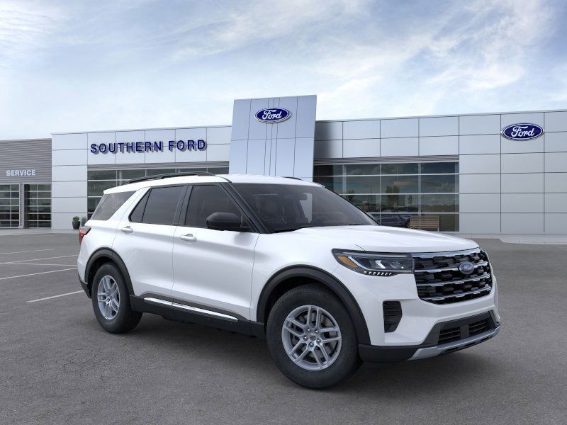 2025 Ford Explorer photo 6