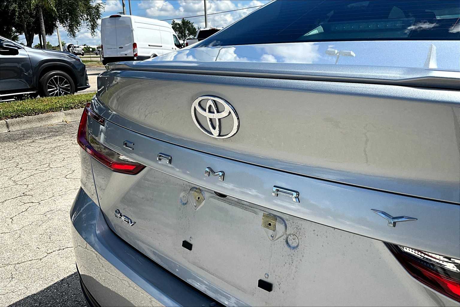 2025 Toyota Camry LE photo 29