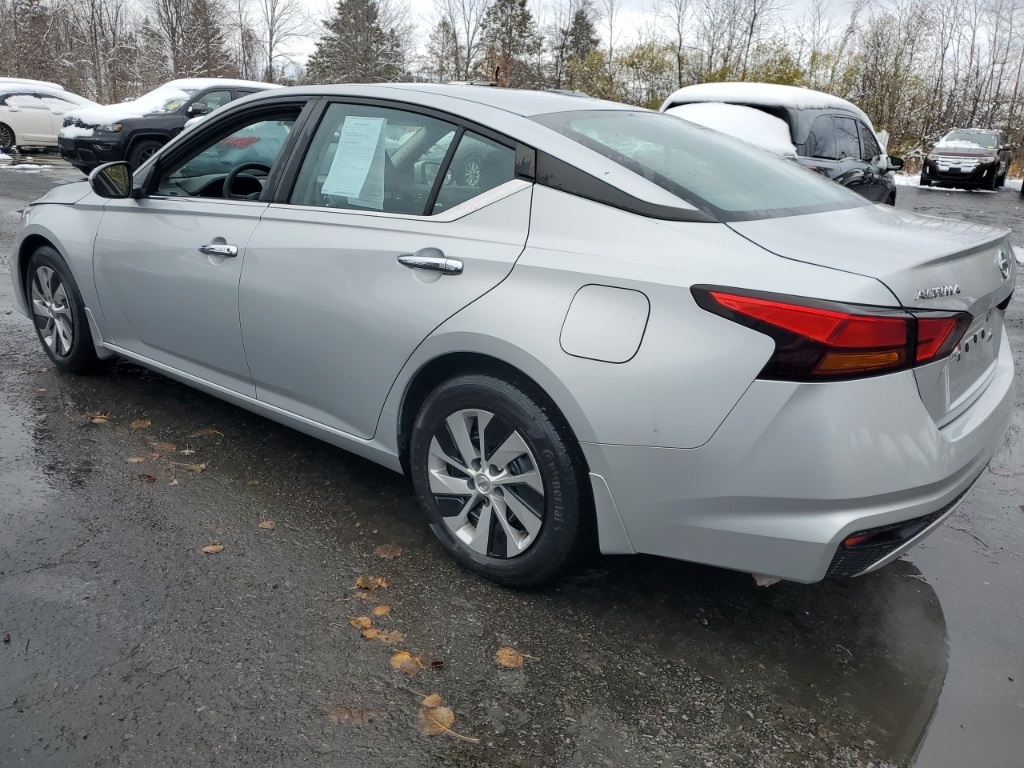 2022 Nissan Altima 2.5 S photo 3