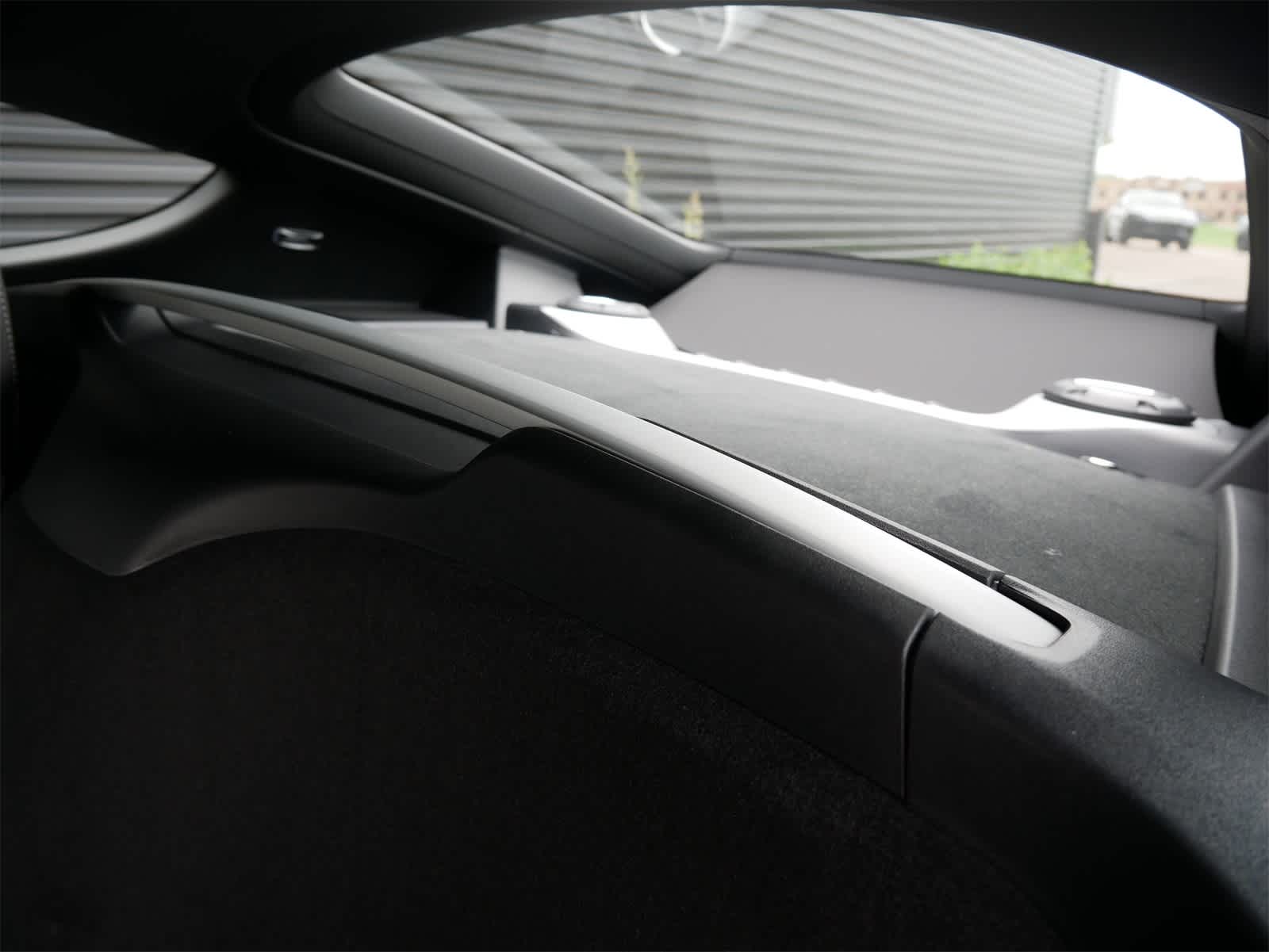 2025 Porsche Cayman S photo 6