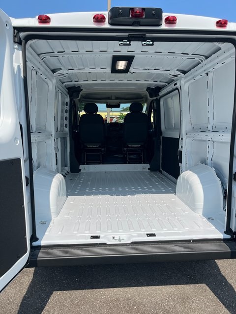 2025 Ram ProMaster 1500 Cargo Van photo 3