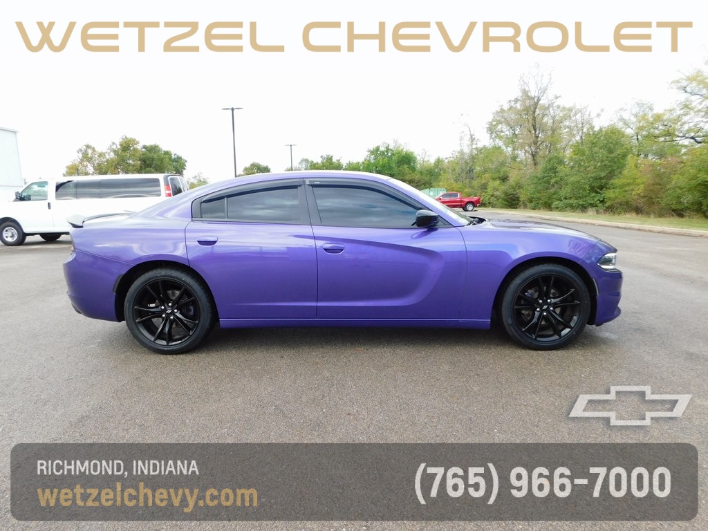 Used 2018 Dodge Charger SXT with VIN 2C3CDXBG0JH306394 for sale in Richmond, IN