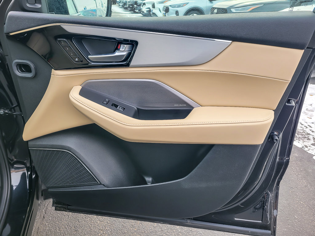 2025 ACURA MDX - Image 24