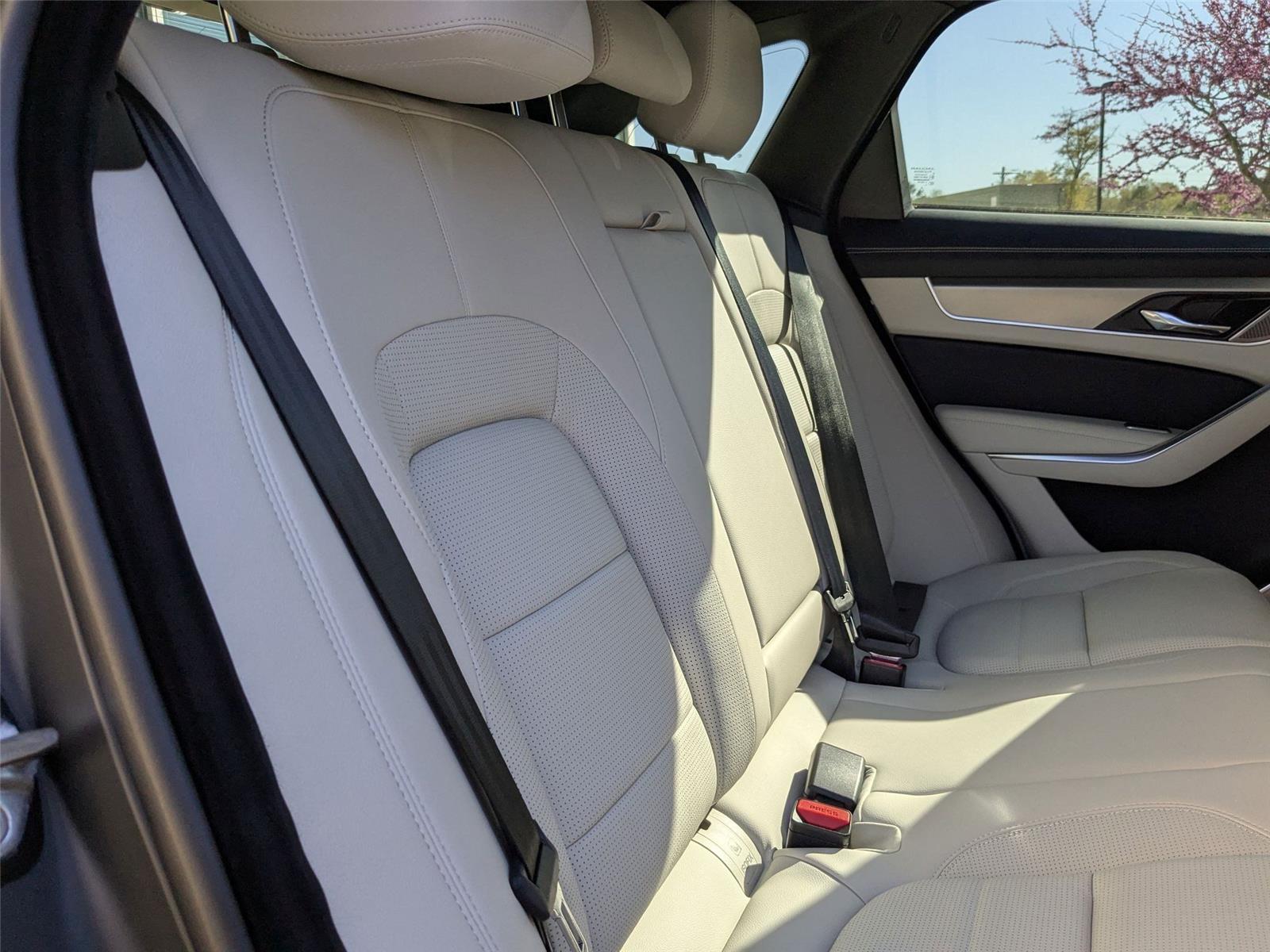 2026 Jaguar F-PACE P250 R-Dynamic S photo 26