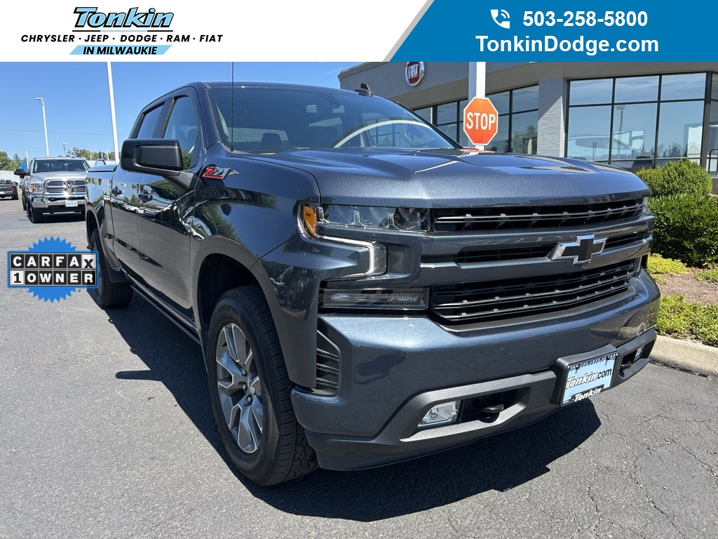 2021 Chevrolet Silverado 1500 RST photo 2