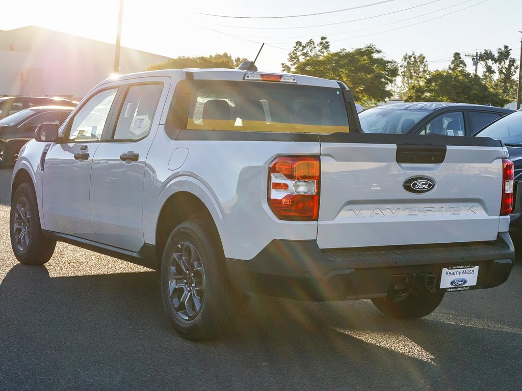 2025 Ford Maverick XLT photo 3