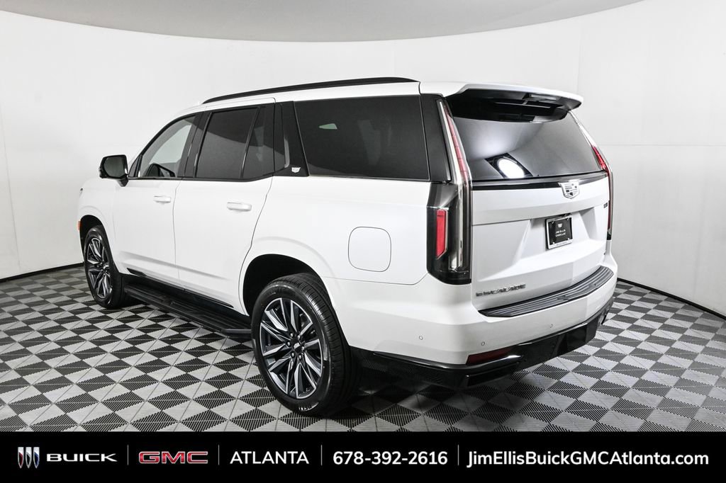 2022 Cadillac Escalade Sport photo 3