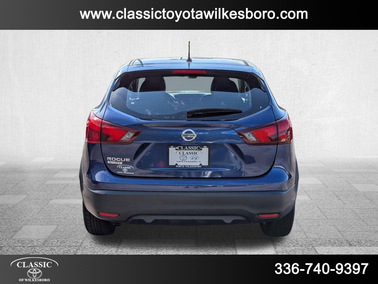 2019 Nissan Rogue Sport S photo 5