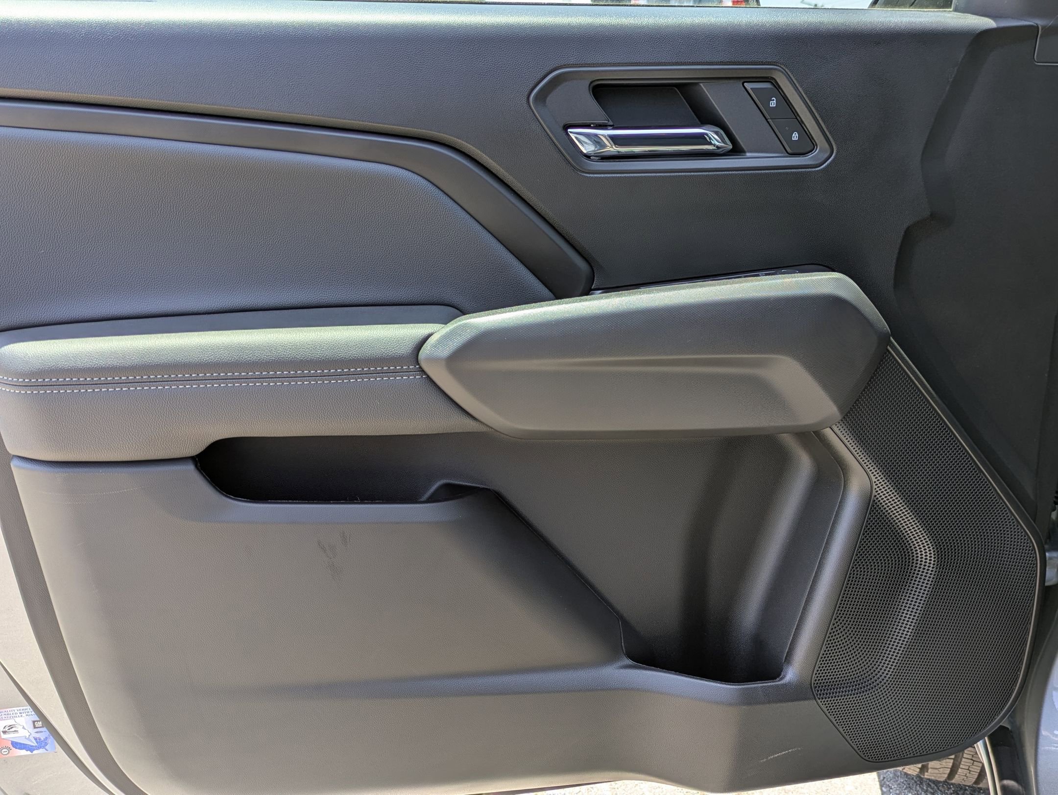 2025 Chevrolet Colorado Work Truck LT photo 24