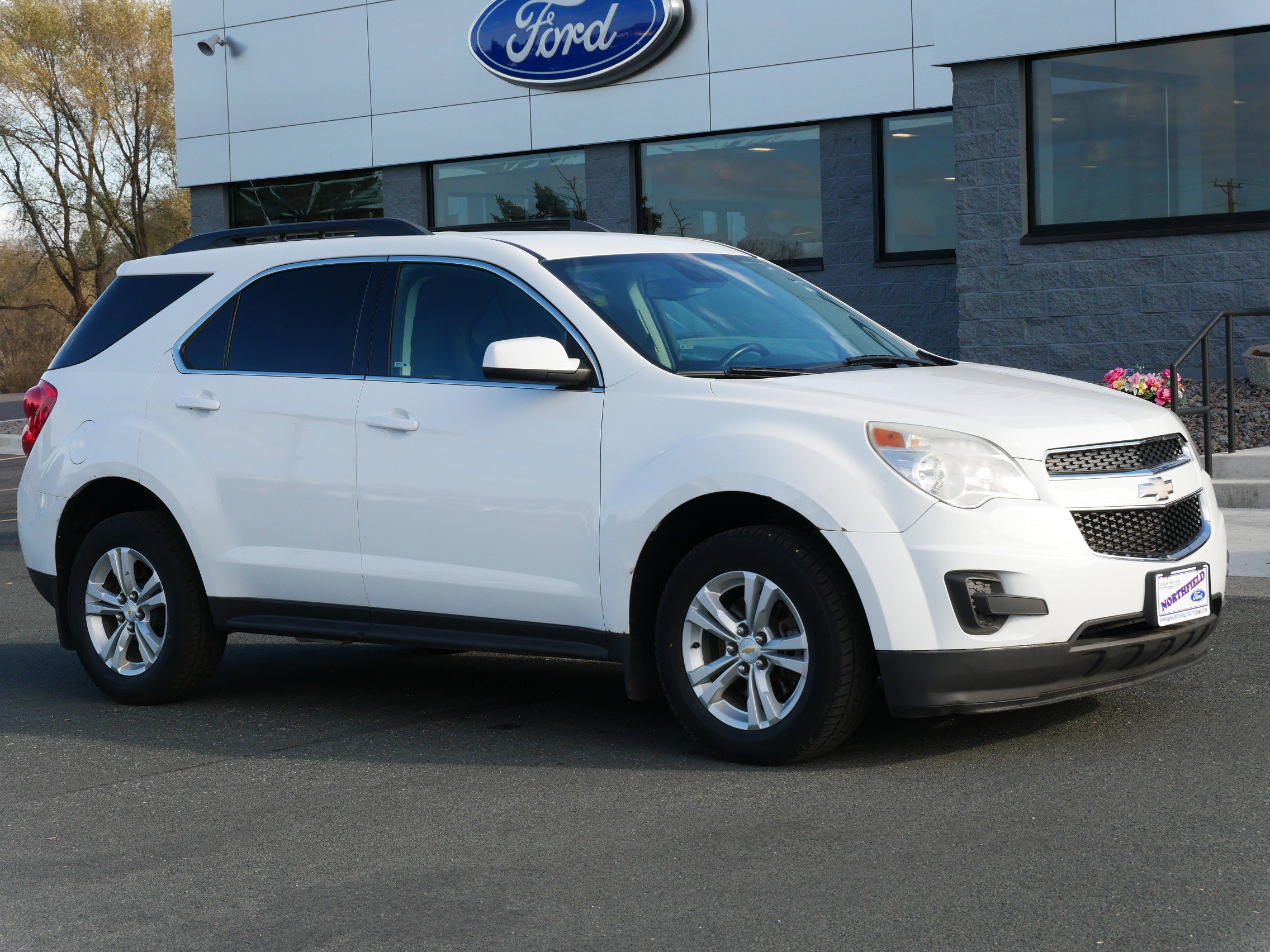 Used 2012 Chevrolet Equinox 1LT with VIN 2GNFLEEK8C6325961 for sale in Northfield, Minnesota