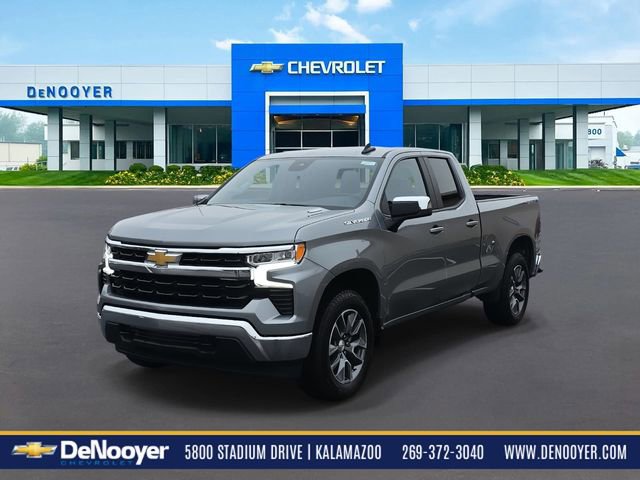 2026 Chevrolet Silverado LT's photo
