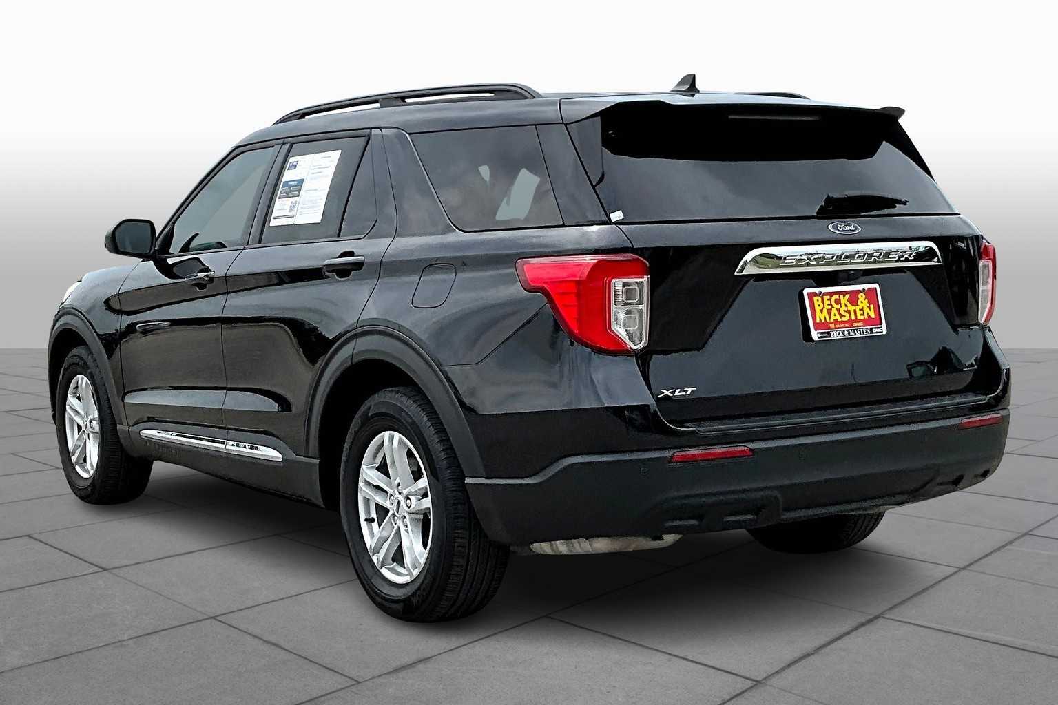 2024 Ford Explorer XLT photo 10