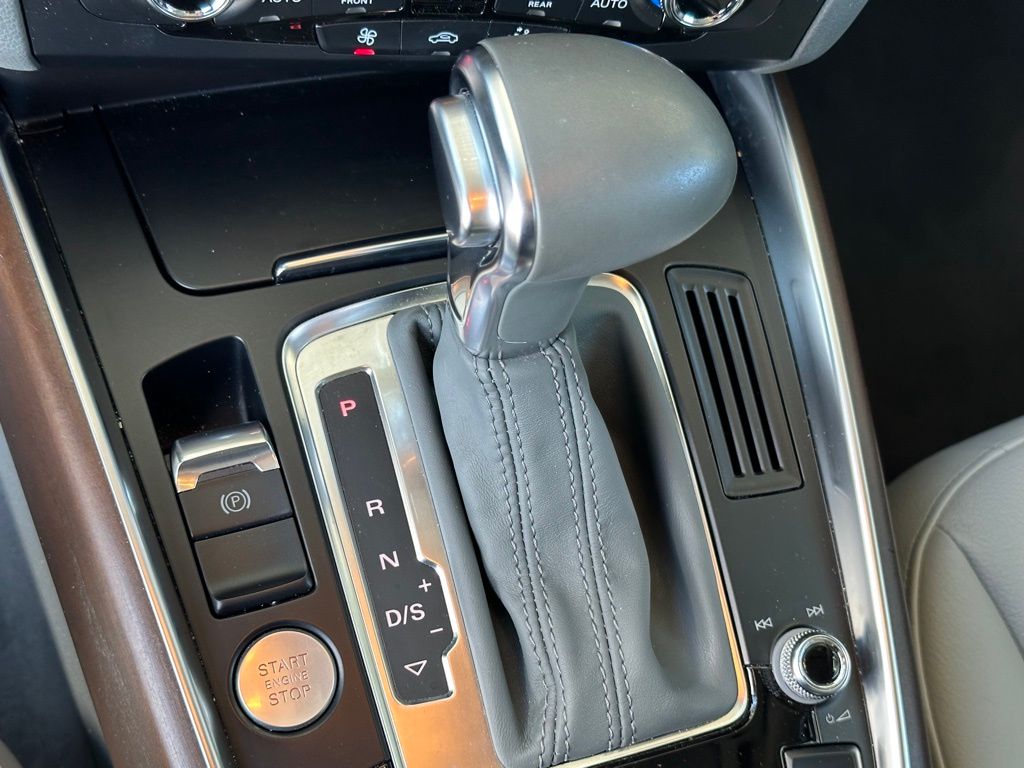 2015 Audi Q5 2.0T Premium Plus photo 15