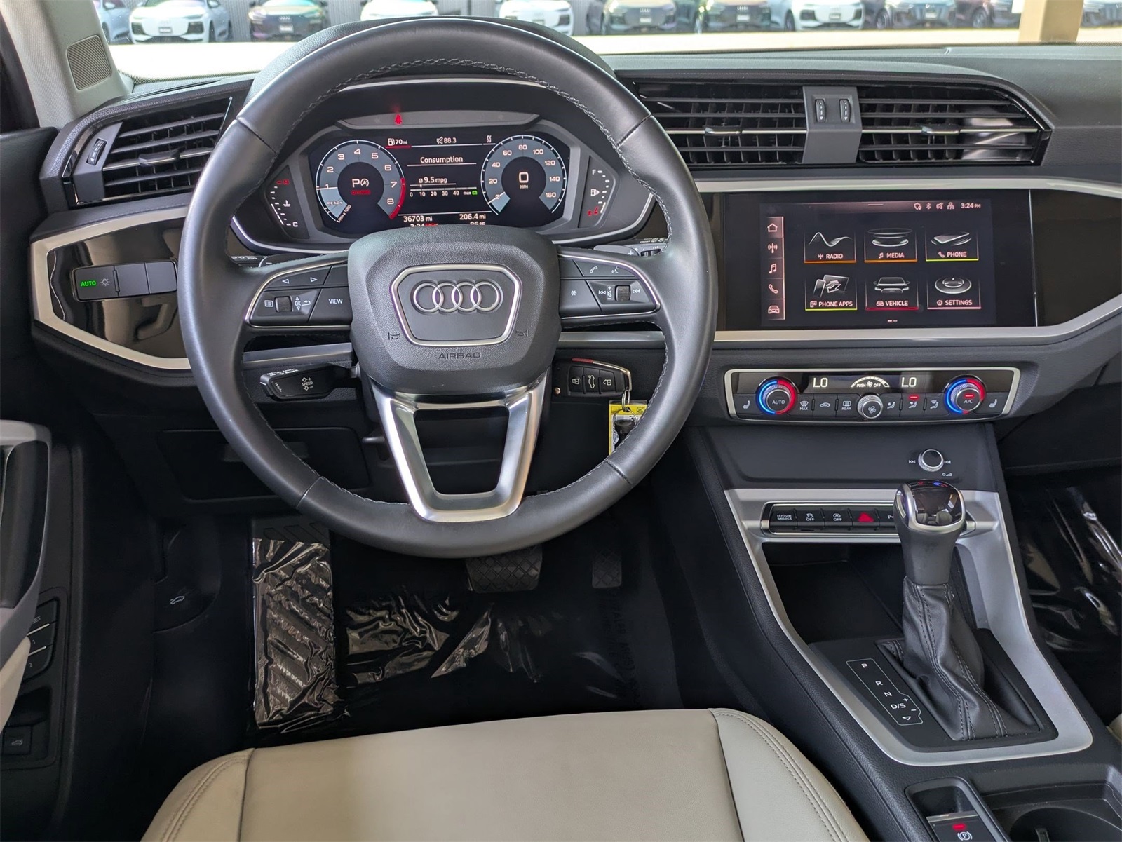 2022 Audi Q3 S line Premium photo 8