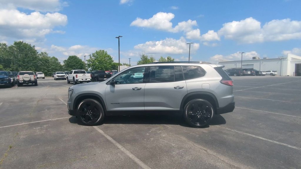 2025 Gmc Acadia Elevation photo 2