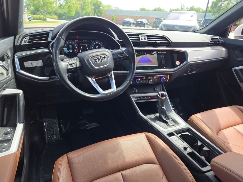 2023 Audi Q3 45 TFSI S line Premium photo 19