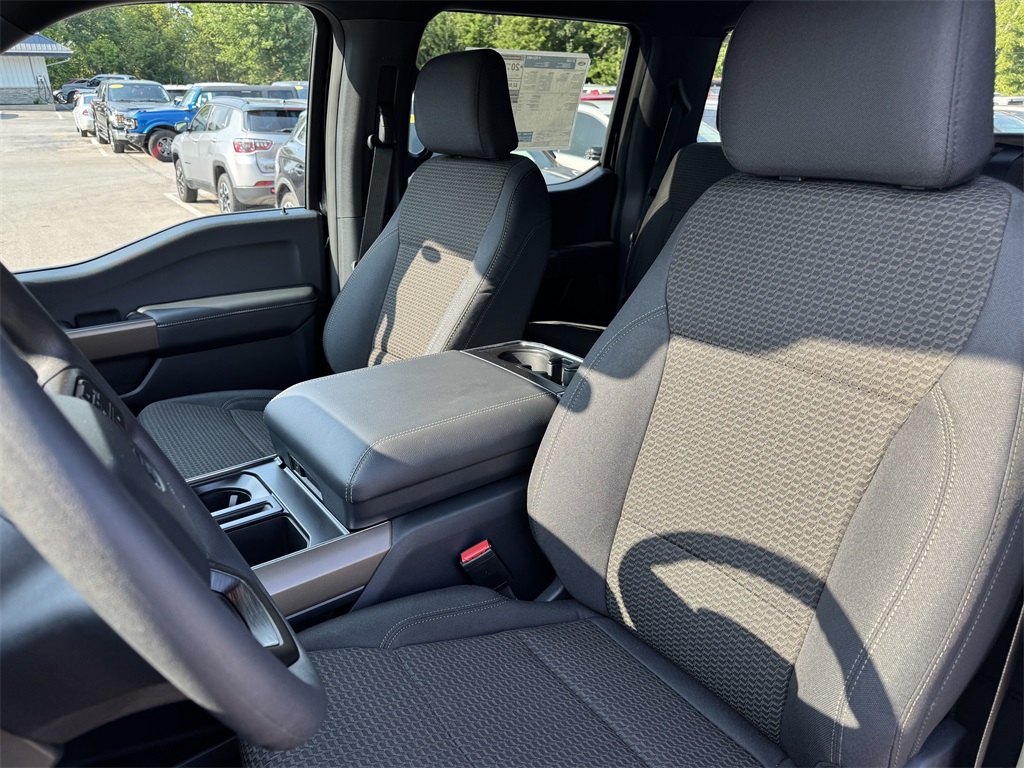 2025 Ford F-150 STX photo 21