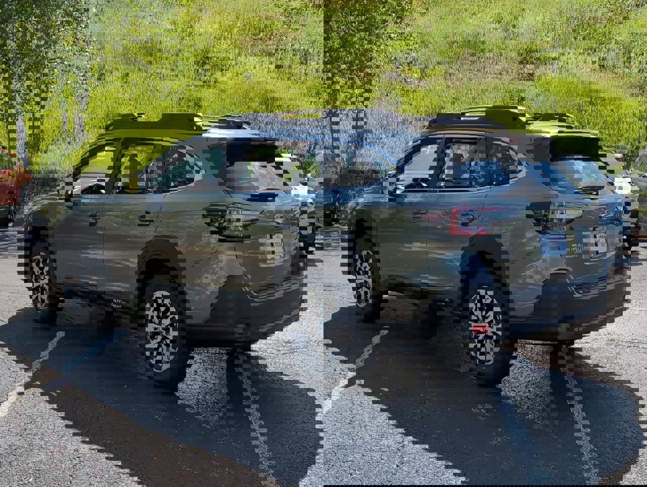 2025 Subaru Outback Premium photo 5