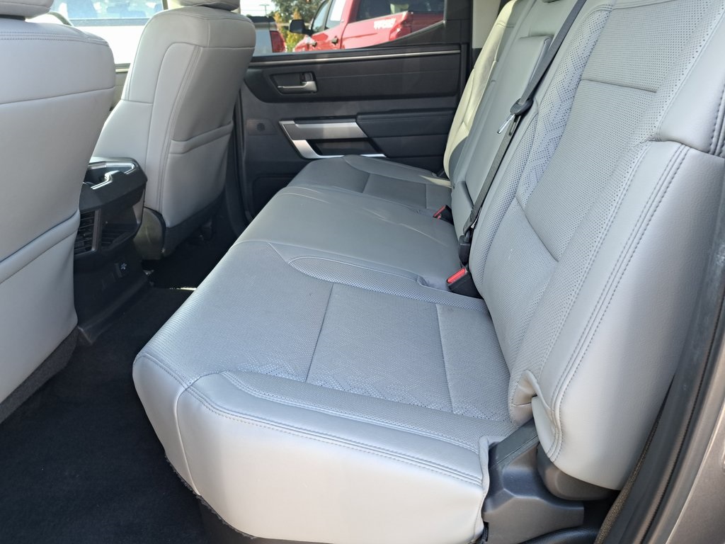 2022 Toyota Tundra SR5 photo 24