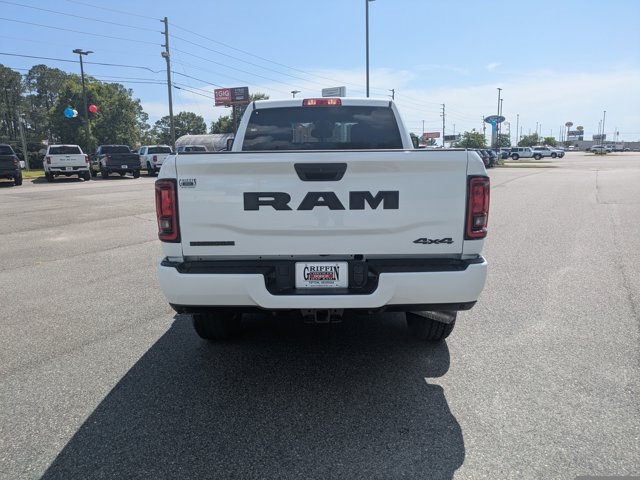 2025 Ram 2500 Big Horn photo 4