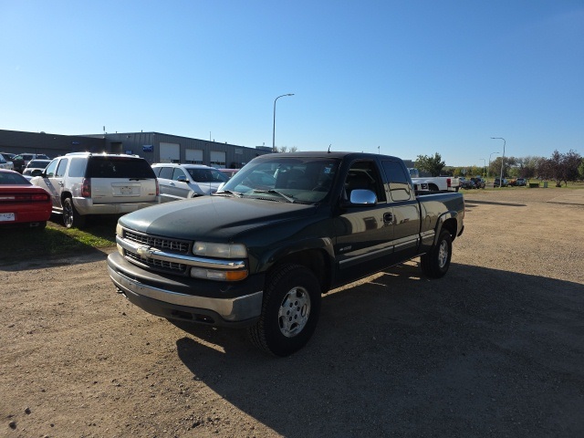 2001 Chevrolet Silverado 1500 LT photo 4