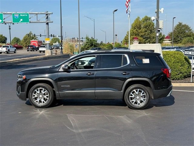 2023 Gmc Acadia SLE photo 2