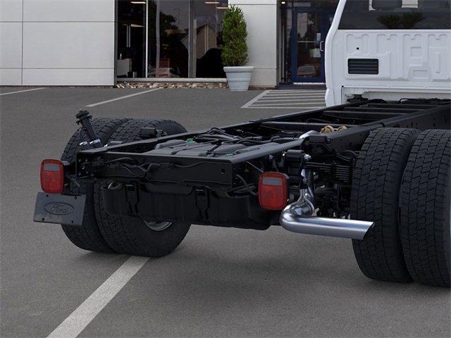 2026 Ford F-550 XL photo 18