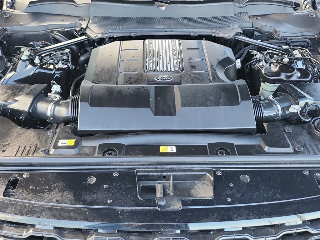 2019 Land Rover Range Rover SuperCharged photo 25