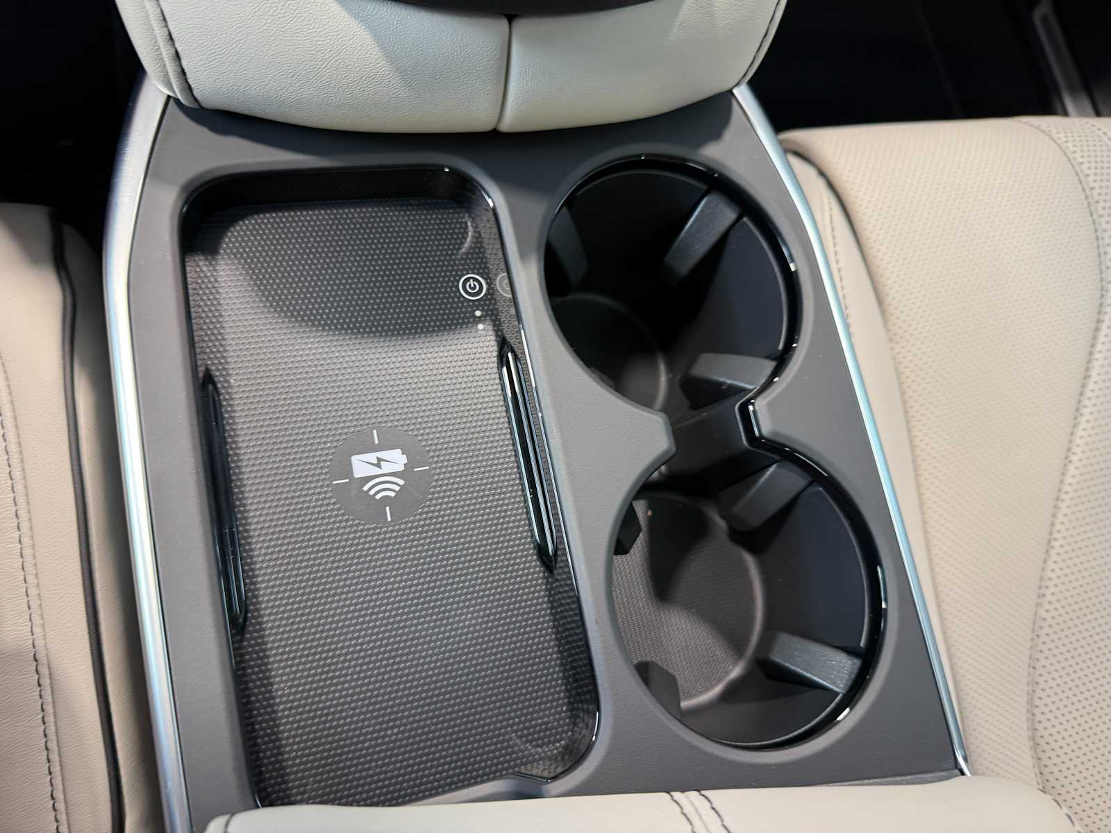 2025 Acura RDX Advance photo 27