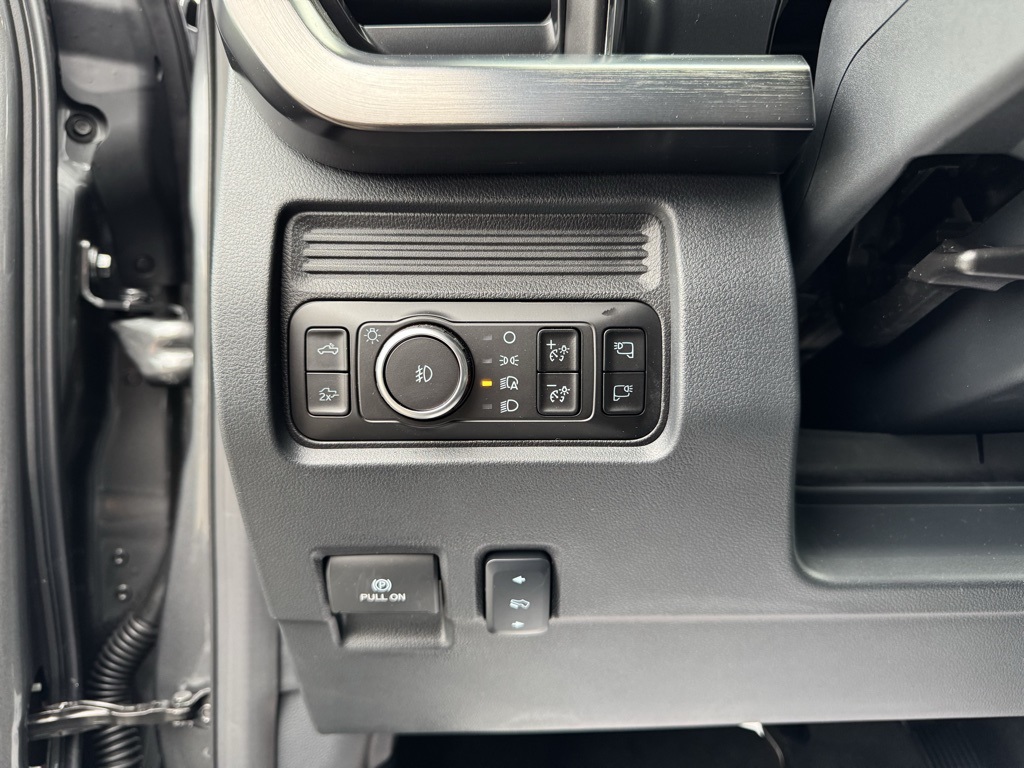 2026 Ford F-350 photo 11
