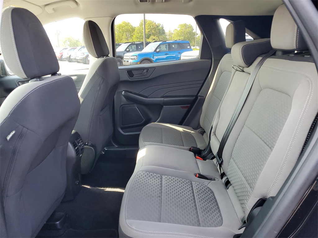 2022 Ford Escape SE photo 25