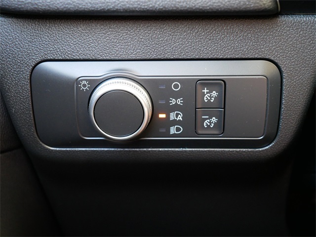 2020 Ford Escape SE photo 27