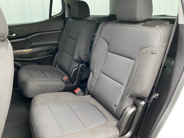 2023 Gmc Acadia SLE photo 16