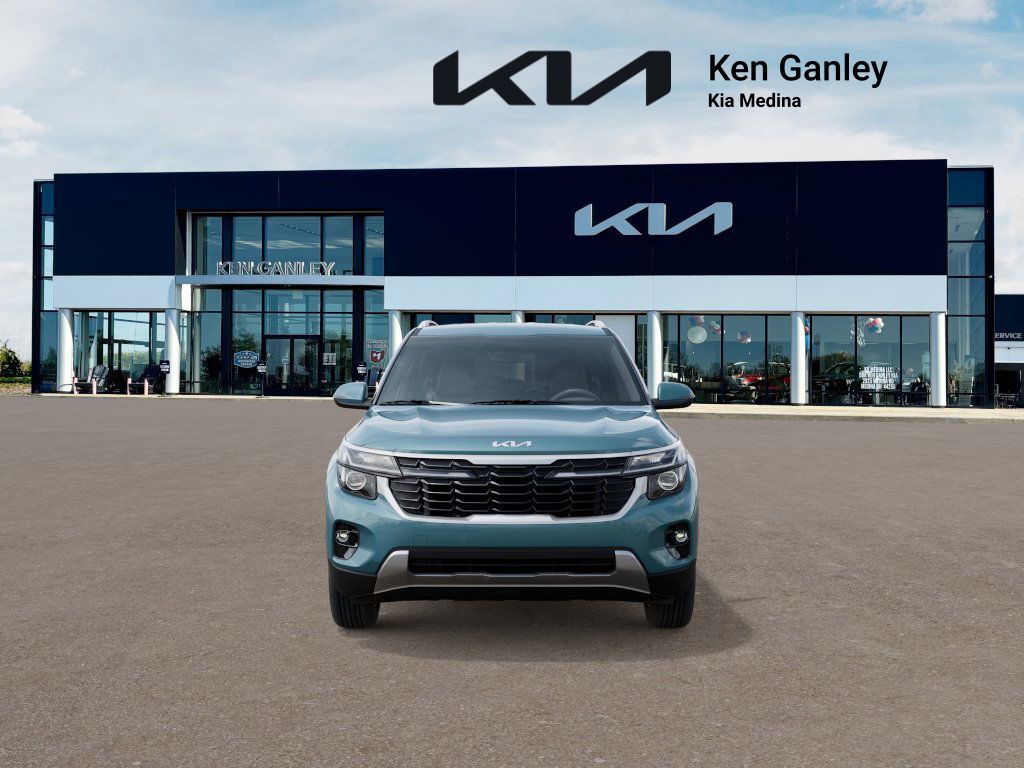 2026 Kia Seltos EX photo 2