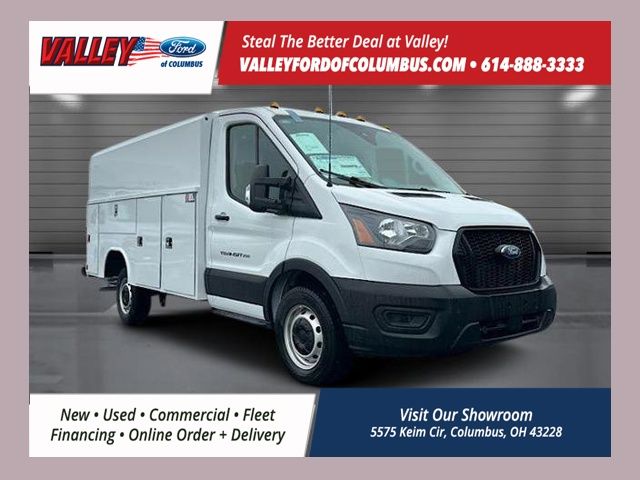 2025 Ford Transit Cutaway Base's photo