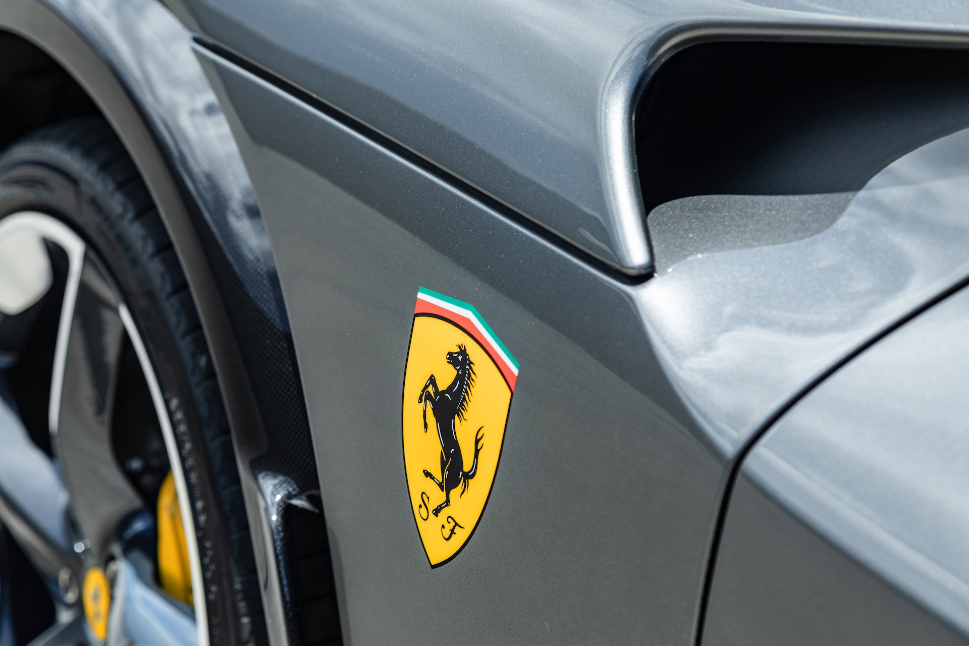2024 Ferrari Purosangue photo 17