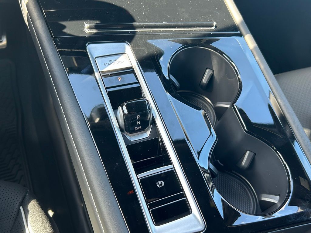 2025 Volkswagen Atlas Cross Sport SEL Premium R-Line photo 57