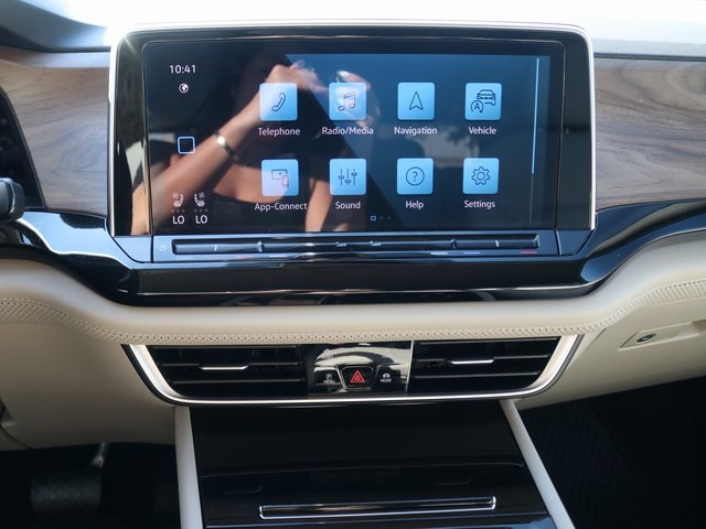 2026 Volkswagen Atlas SE Technology photo 10