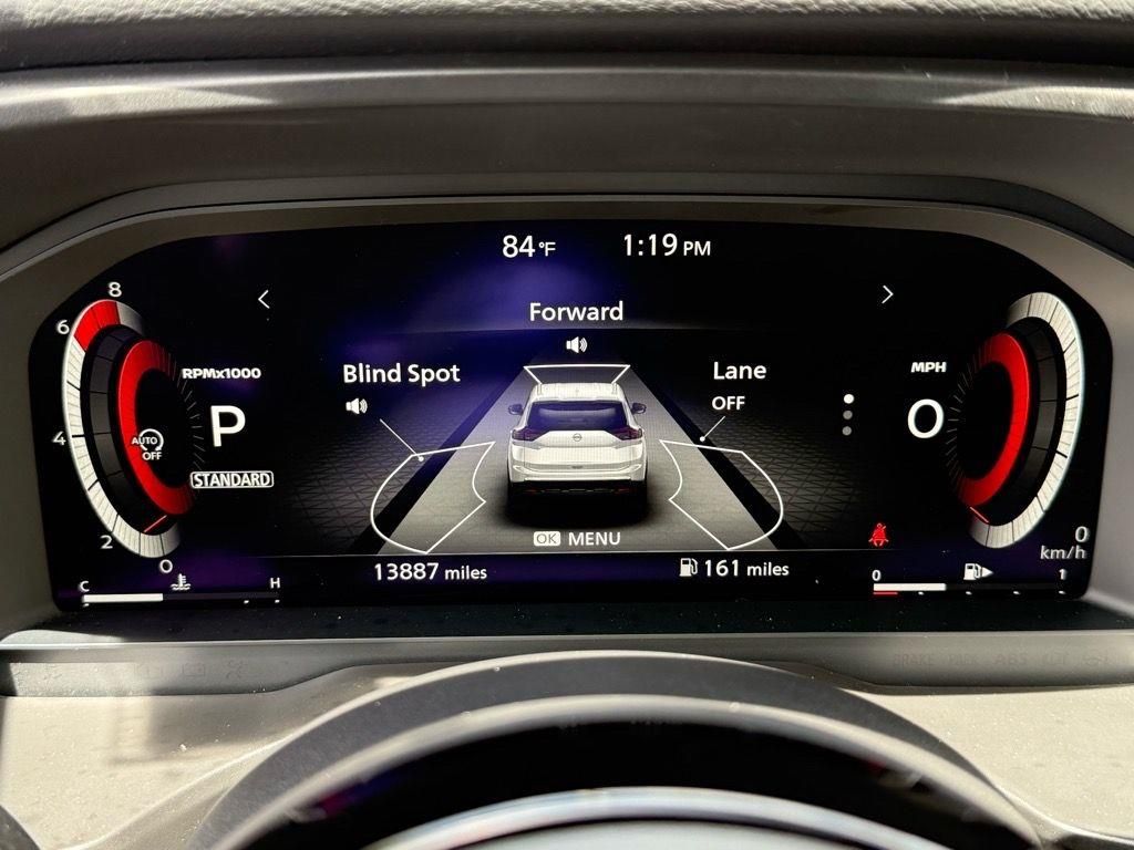 2024 Nissan Rogue SL photo 19