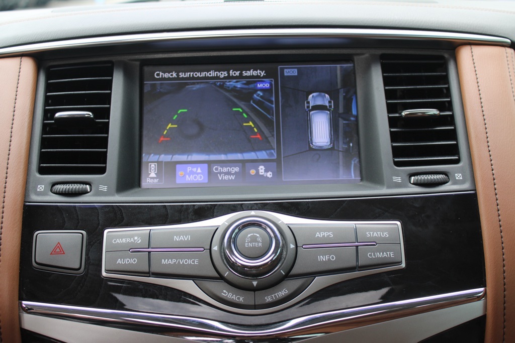 2019 Infiniti QX80 Luxe photo 22