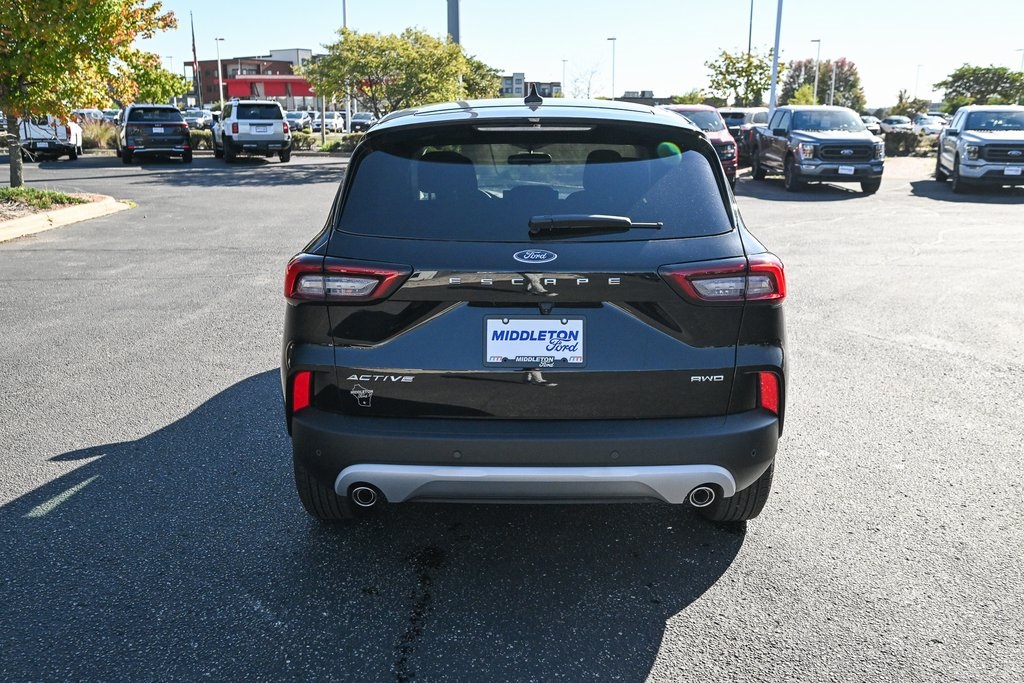 2025 Ford Escape Active photo 4