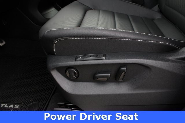 2025 Volkswagen Atlas Cross Sport SEL R-Line photo 4