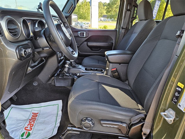 2021 Jeep Wrangler Unlimited Willys photo 8