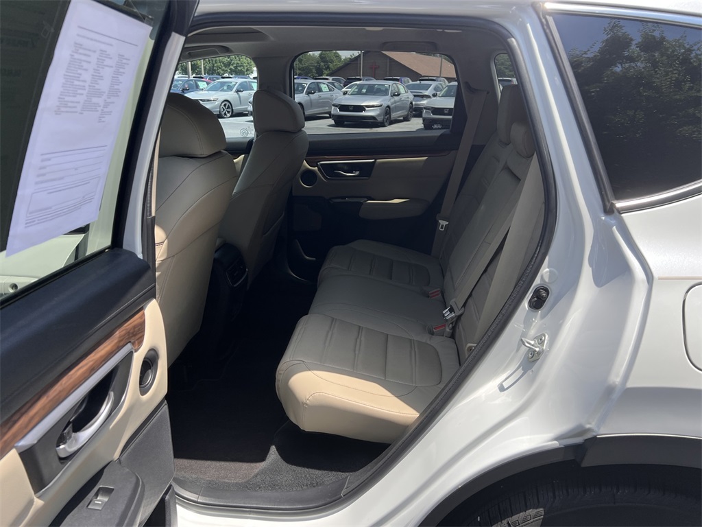 2021 Honda CR-V Hybrid Touring photo 12