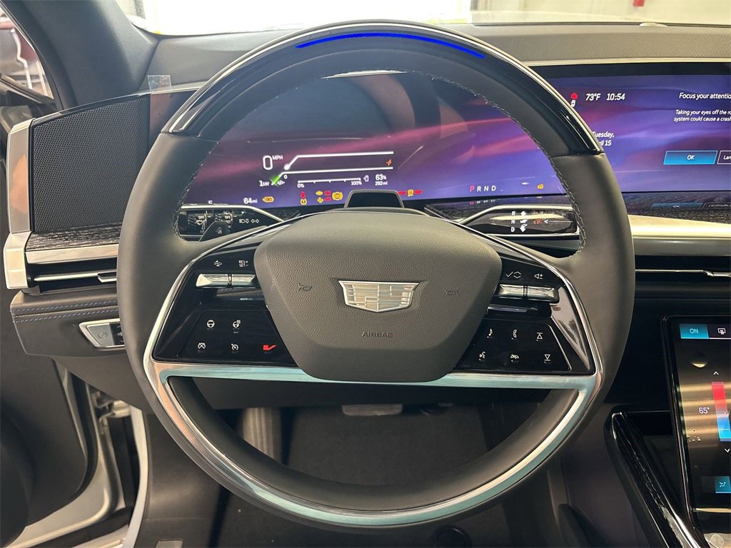2025 Cadillac Escalade IQ Luxury photo 11