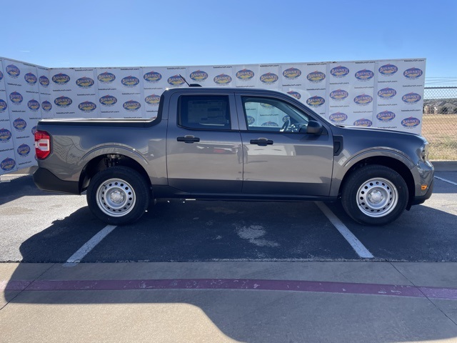 2026 Ford Maverick XL's photo