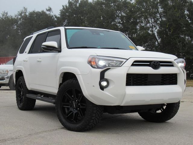 2024 Toyota 4Runner SR5 Premium's photo