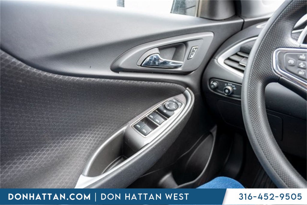 2023 Chevrolet Malibu 1LT photo 15