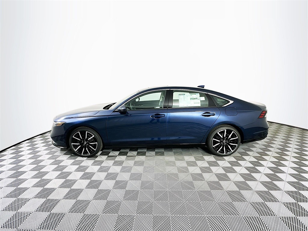 2024 Honda Accord Hybrid Touring photo 4
