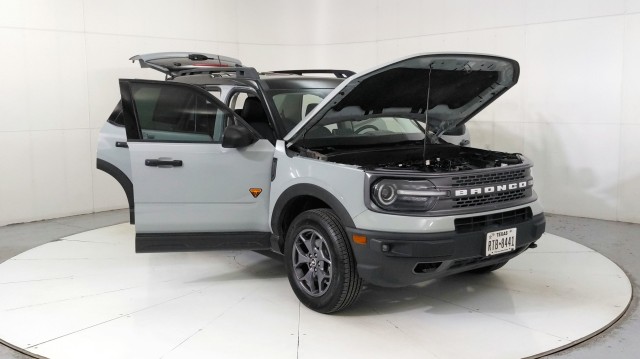 Used 2022 Cactus Grey Ford Badlands image 12